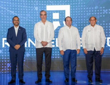 Presidente Luis Abinader lanza programa &ldquo;RD Inteligente&rdquo; para capacitar a un mill&oacute;n de dominicanos en inteligencia artificial de manera gratuita