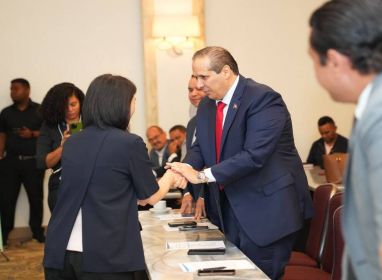 Ministerio de Salud y el SNS fortalecen atención prenatal; buscan reducir riesgos maternos y neonatales
