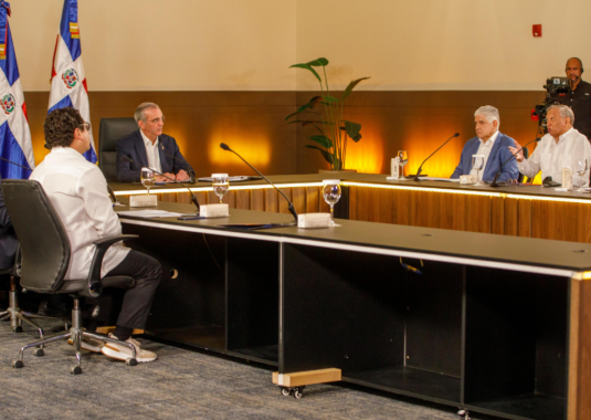 Presidente Luis Abinader afirma que el desarrollo nacional traspasa los peajes de Santo Domingo con obras de alto impacto