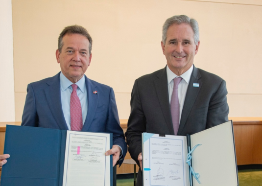 La República Dominicana y Argentina firman un Acuerdo de Servicios Aéreos para fortalecer la conectividad y el turismo