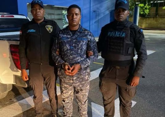 Cabo que mató a joven Darlin Mercado acumula dos suspensiones en la Policía