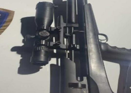 Hombre mata a su pareja con un rifle en Haina y luego se entrega a la Policía