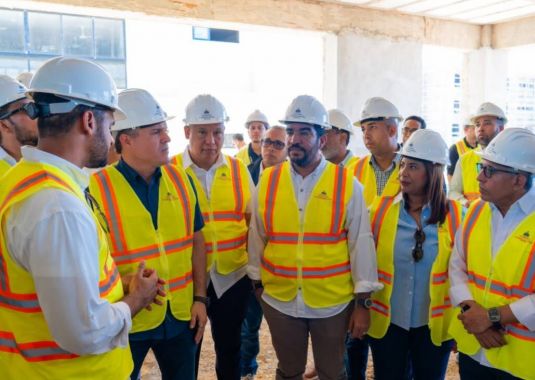 Ministro Jean Luis Rodríguez supervisa avances del Centro Universitario UASD Santo Domingo Este, obra con 60 % de ejecución que impulsará la educación superior e inclusión social