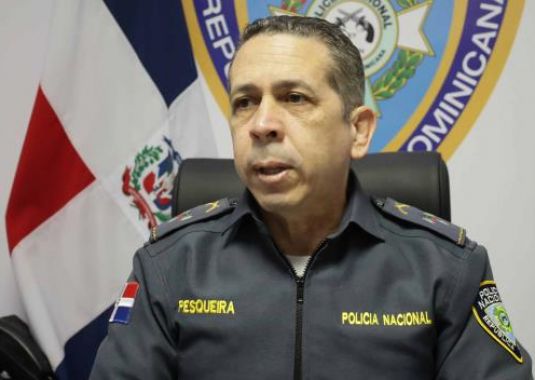 Policía realiza más de 10 allanamientos para capturar a hombre acusado de apuñalar a su hijastro