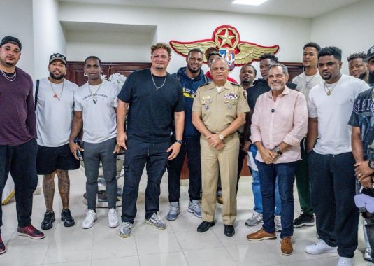  Gobierno dominicano facilita el retorno al país de otro grupo de ciudadanos dominicanos desde Venezuela en aeronave de la Fuerza Aérea