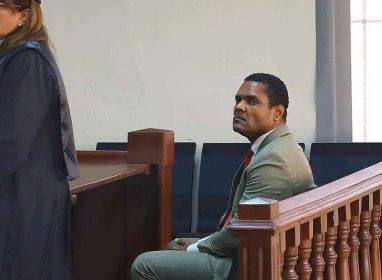 Violador de hijastra condenado a 20 años sigue en libertad