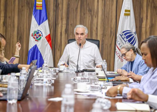 Minerd avanza con los preparativos del año escolar 2026-2027