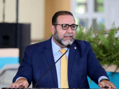  Senador Rogelio Genao llama a frenar la campaña electoral 