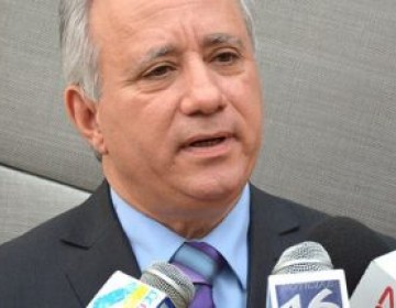 Senador Santo Domingo presenta proyecto de resoluci&oacute;n para conocer de manera detallada situaci&oacute;n de ministerios