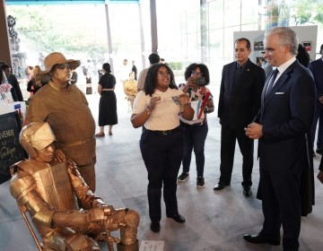 Luis Miguel De Camps inaugura muestra nacional de la Modalidad en Artes en el Teatro Nacional