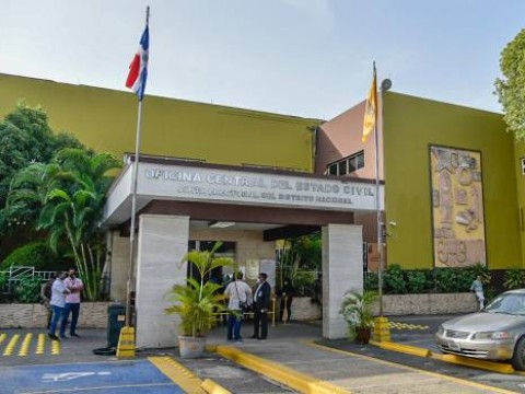 Junta Electoral del Distrito pide paciencia a los que dicen ganar