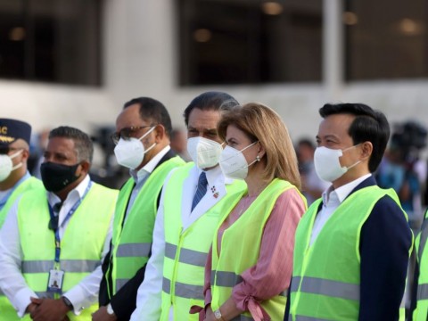 Gobierno comenzará el lunes vacunación general de la población
