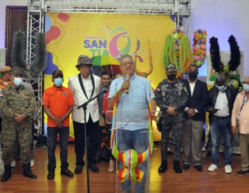 Carnaval de Santiago 2022 dedicado en memoria William Alem&aacute;n