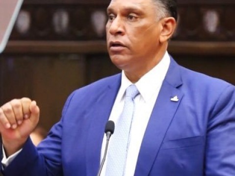 Ch&uacute; V&aacute;squez: "Los que se robaron el pa&iacute;s no se van a robar la paz de los dominicanos"