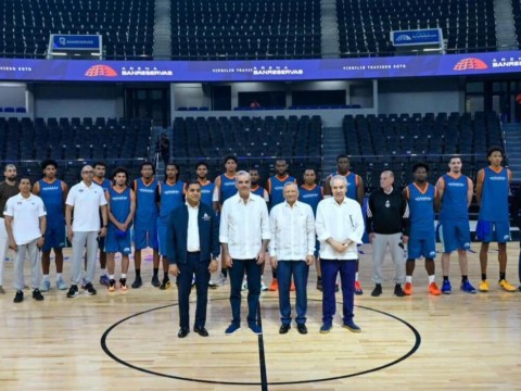 Presidente Abinader inaugura la remodelada Arena Banreservas Virgilio Travieso Soto