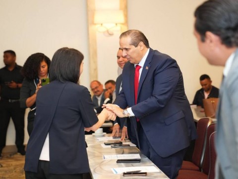 Ministerio de Salud y el SNS fortalecen atenci&oacute;n prenatal; buscan reducir riesgos maternos y neonatales