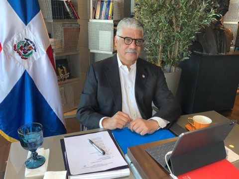 PRD realiza consultas con candidatos a Diputados y Senadores