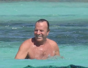 Julio Iglesias "vive una vida muy tranquila en Punta Cana", asegura su hijo