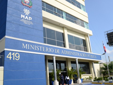 Suspendidas las labores en instituciones p&uacute;blicas de zonas declaradas en alerta roja