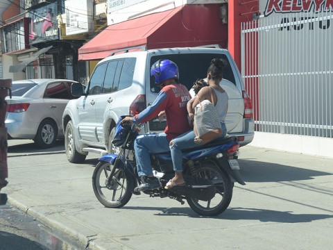 Motoristas usar&aacute;n chalecos con un n&uacute;mero de identidad desde el 1 de junio