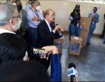 Danilo Medina llama a parar las artima&ntilde;as en las elecciones