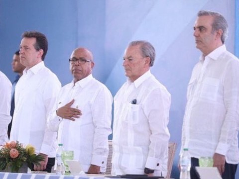 Abinader encabeza inicio zona franca y expansi&oacute;n aeropuerto Punta Cana