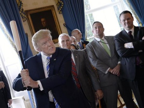 Trump declina el lanzamiento inaugural en Yankee Stadium