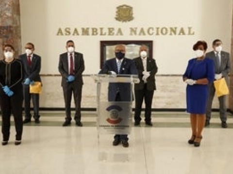 Fuerza del Pueblo y PRM solo aprobar&aacute;n 17 d&iacute;as de estado de emergencia 