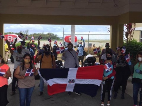 Dominicanos en Panam&aacute; solicitan un vuelo humanitario que los retorne a su pa&iacute;s
