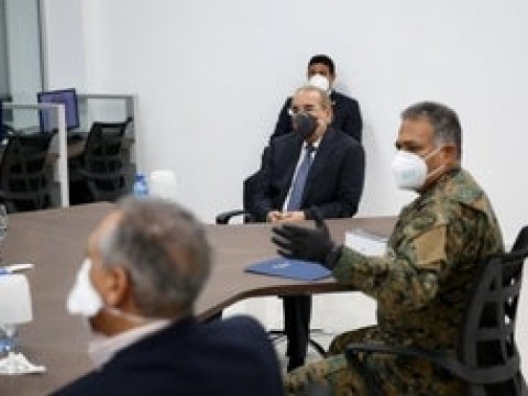 Presidente Medina supervisa nuevo centro de control del Coronavirus 