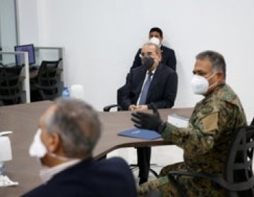 Presidente Medina supervisa nuevo centro de control del Coronavirus 