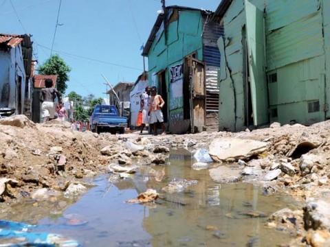 La pandemia del COVID-19 multiplica la pobreza en Latinoam&eacute;rica segun informe de la OXFAM