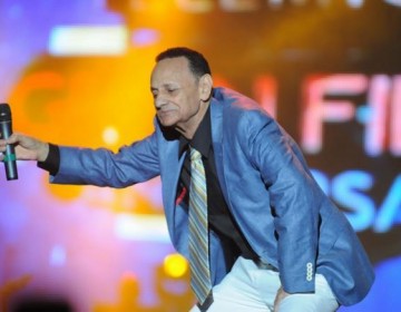 Luis Segura anuncia su &uacute;ltimo &aacute;lbum legado a la bachata