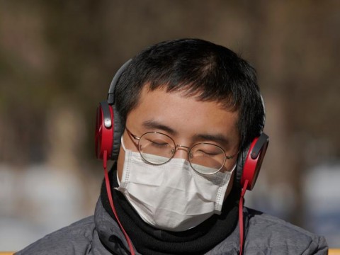 Chinos se aferran al mundo digital para evitar contagio por Coronavirus 