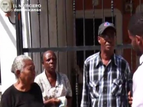Residentes de Los Alcarrizos preocupado por una mujer con coronavirus visit&oacute; a familiares