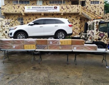 Decomisan 150 mil unidades de cigarrillos en yipeta en Dajabón