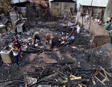 Fuego en Cienfuegos destruye ocho casas y deja varias familias a la intemperie
