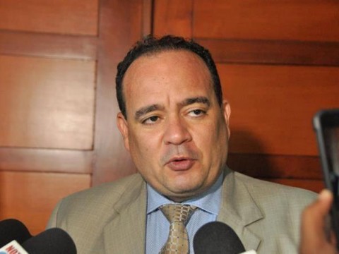 C&aacute;mara de Cuentas declara en &ldquo;desacato&rdquo; al abogado Sur&uacute;n