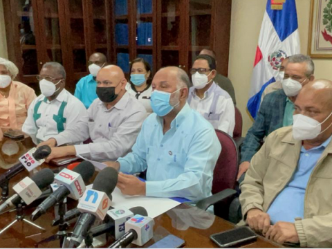 Hay 10,000 maestros infectados, seg&uacute;n ADP