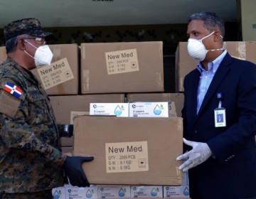 Banco Popular dona 25,000 mascarillas al ej&eacute;rcito dominicano 