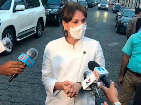 Milagros Germ&aacute;n promete un Dicom  cercano a la sociedad
