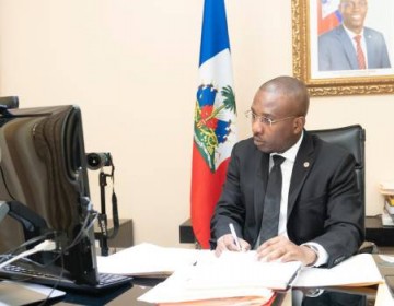 Hait&iacute; ve "incomprensi&oacute;n" en declaraciones del ministro de Salud dominicano