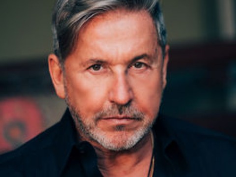 Ricardo Montaner tiene miedo que su proyecto de construir una escuela en Saman&aacute; &ldquo;caiga en manos de la pol&iacute;tica&rdquo;