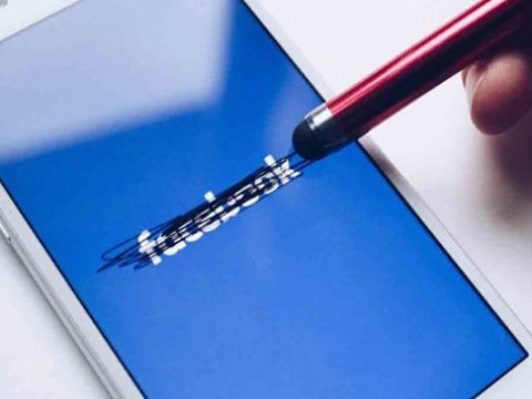 Ucranianos pueden bloquear sus cuentas de Facebook tras temores por &ldquo;listas de la muerte&rdquo;