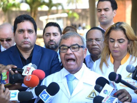 CMD levanta suspensi&oacute;n a todas las ARS excepto a Mapfre