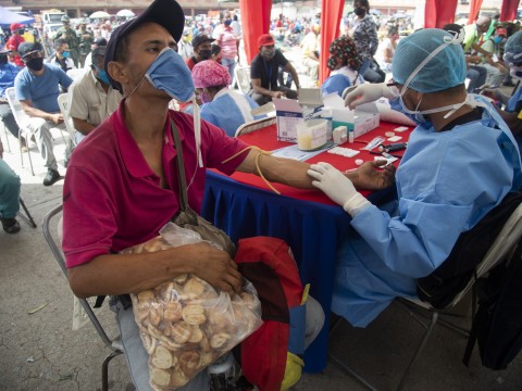Venezuela supera los 5.000 casos de COVID-19 en el d&iacute;a con m&aacute;s contagios