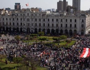 Per&uacute; contin&uacute;a sin presidente, ni poder legislativo 