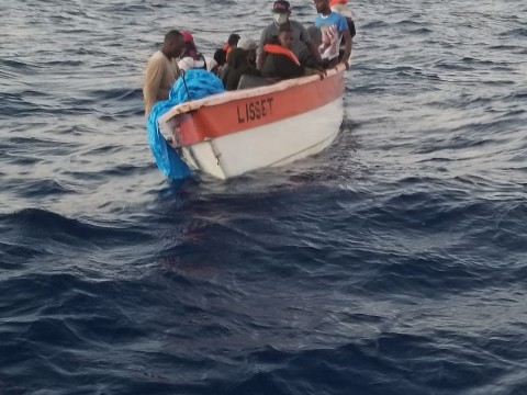 Armada Dominicana frustra 2 viajes ilegales a Puerto Rico