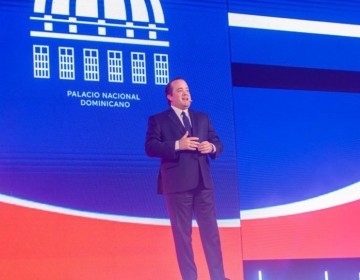 Ministro Paliza presenta primer Tour Virtual 360&deg; del Palacio Nacional