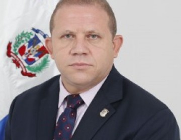 Contin&uacute;a &eacute;xodo en el PLD: se marcha exdiputado Rafael Castillo; molesto con el CP